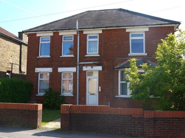Apartment at Ardmore Avenue, Guildford