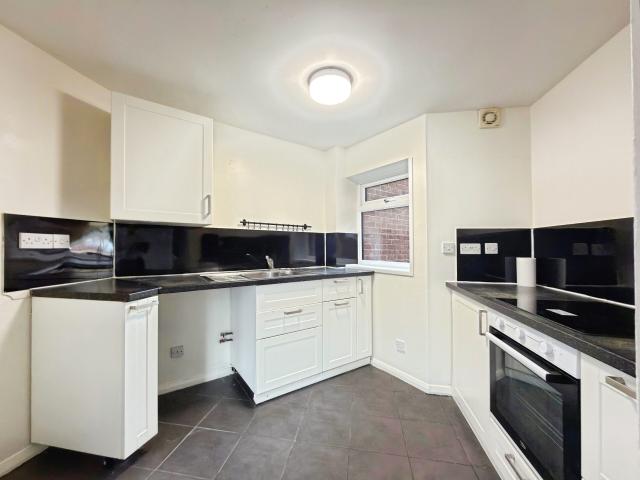 Apartment at Arisdale Avenue, South Ockendon