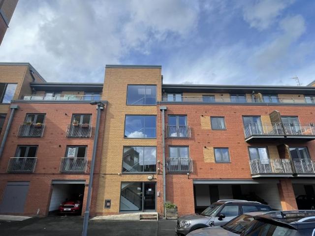 Apartment at Aston Court, Woolston