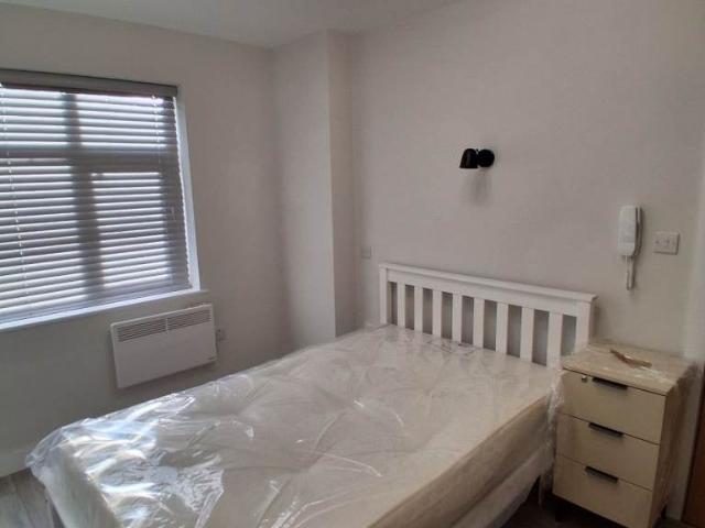 Apartment at Asylum Road, Greater London