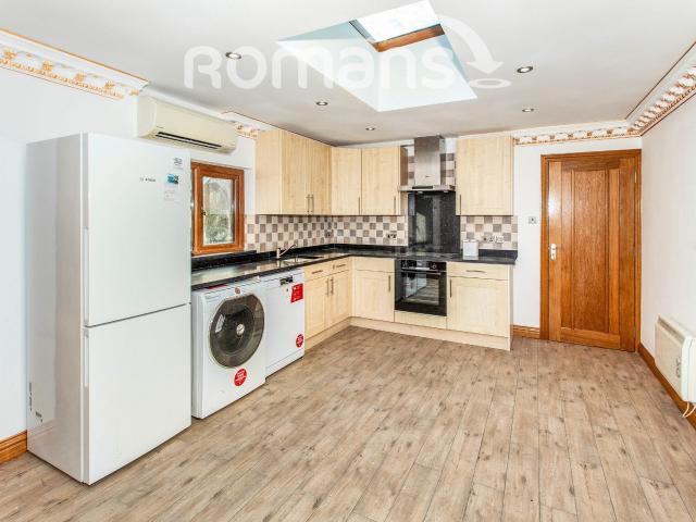Apartment at Ascot Road, Holyport
