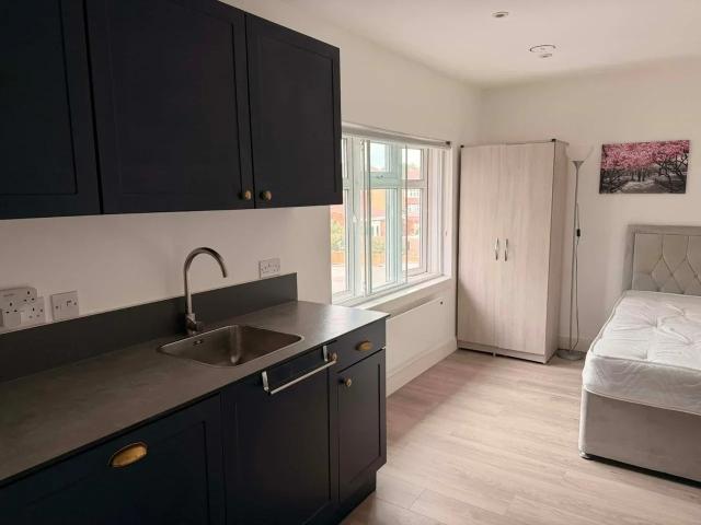 Apartment at Ash Grove, Greater London