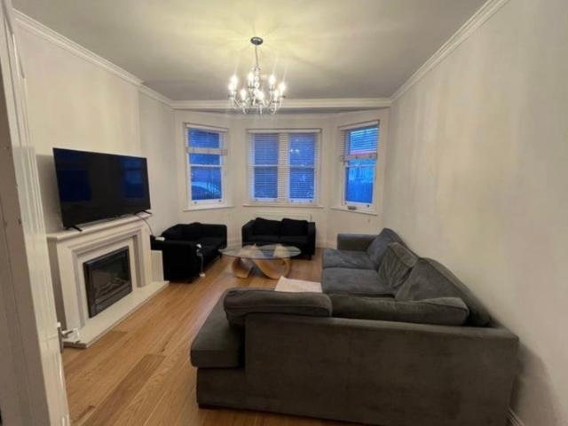 Apartment at Ashburnham Road, Greater London