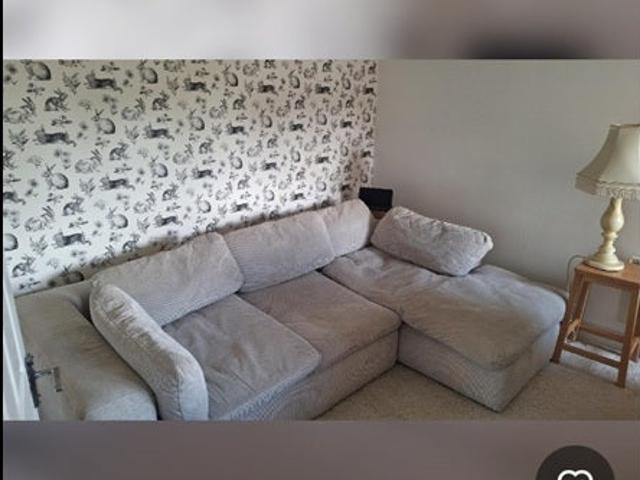 Apartment at Ashburton Road, Greater London