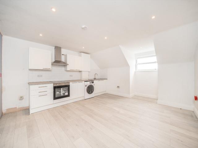 Apartment at Avoca Road, Greater London