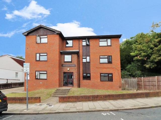 Apartment at Aylesbury Road, Greater London