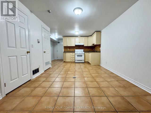 apartment at B1 2417 DUNDAS STREET W, Toronto, Ontario, M6P1X3