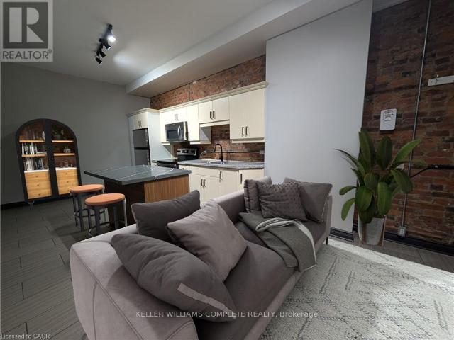 apartment at B – 473 KING STREET W