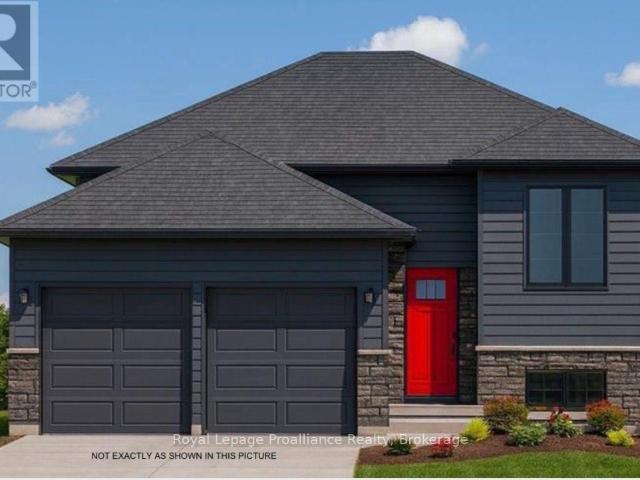 apartment at B – 166 SIENNA AVENUE