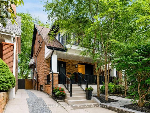 apartment at B 225 GAINSBOROUGH ROAD, Toronto, Ontario, M4L3C7