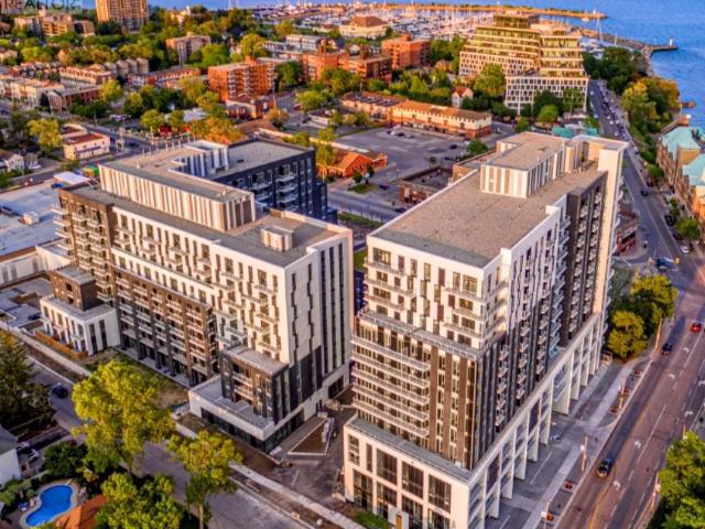 apartment at BO509 133 BRONTE ROAD, Oakville, Ontario, L6L3C1
