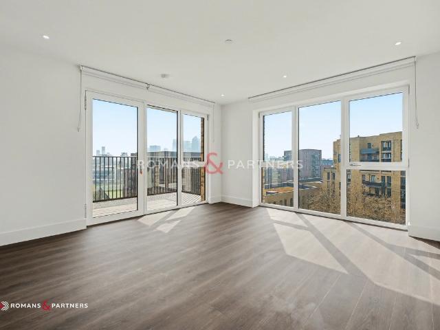 Apartment at Bow Common Lane, Greater London
