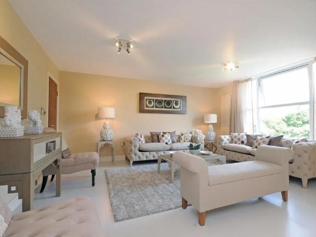 Apartment at Boydell Court, Greater London