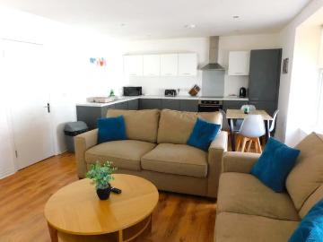 Apartment at Bonnet Road, Lanark
