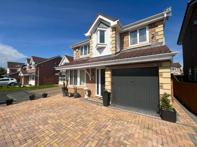 Apartment at Bonnyrigg Close, Ingleby Barwick