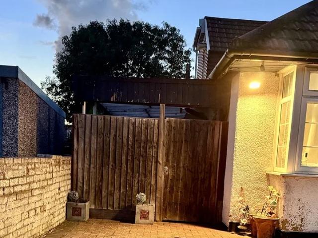 Apartment at Bath Road, Greater London