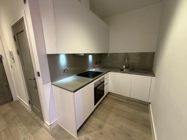 Apartment at Bath Road, Slough