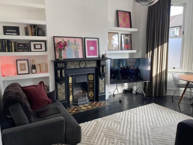 Apartment at Bathurst Gardens, Greater London