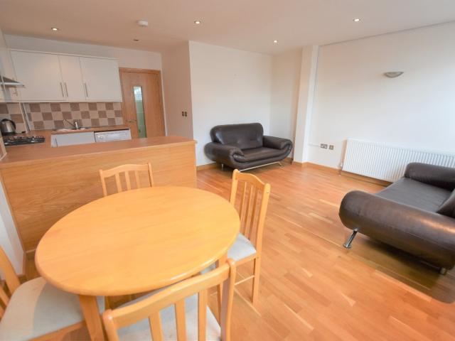 Apartment at Battersea Rise, Greater London