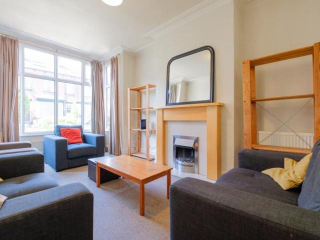 Apartment at Back Newport Mount, Leeds
