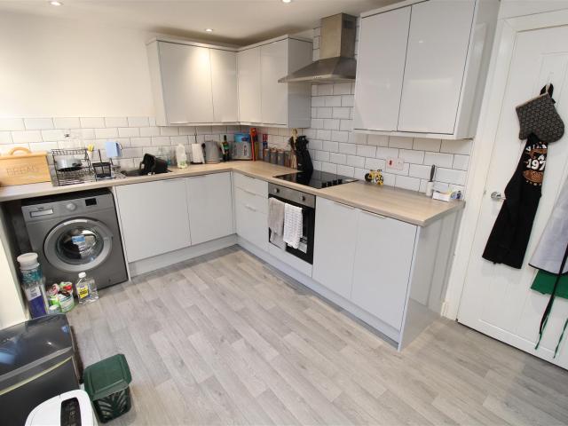Apartment at Bailey Street, Wattstown