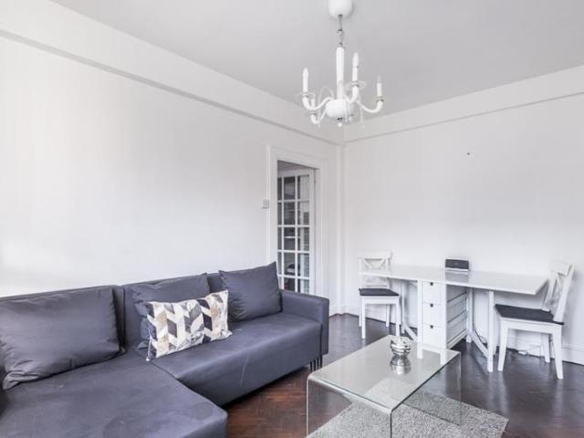 Apartment at Baker Street, City of Westminster