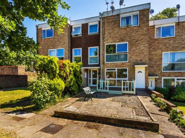 Apartment at Balcombe Road, Crawley