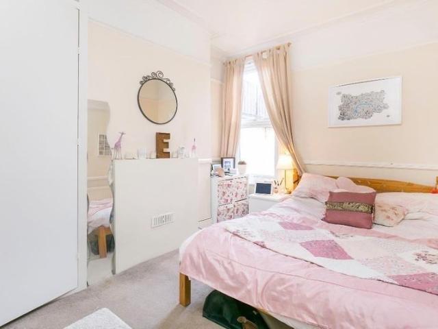 Apartment at Balham Hill, Greater London