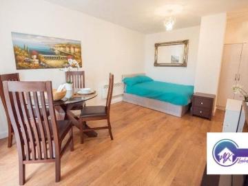 Apartment at Balmes Road, Greater London