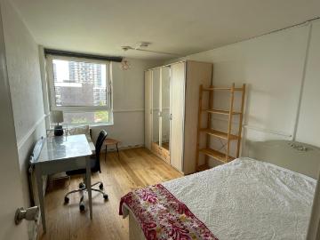 Apartment at Balmes Road, Greater London