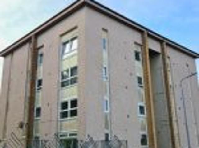 Apartment at Banner Drive, Glasgow