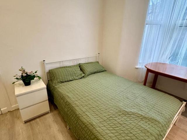 Apartment at Barking Road, Greater London
