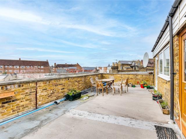 Apartment at Barnes High Street, Greater London