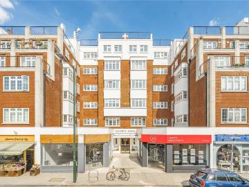 Apartment at Barnes High Street, Greater London