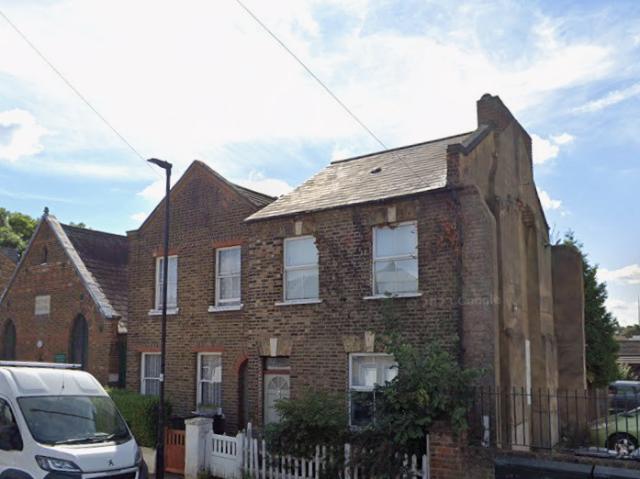 Apartment at Barnfield Road, Greater London