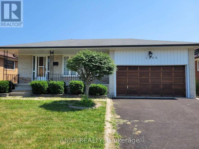 apartment at BASEMENT 1299 SHAMIR CRESCENT, Mississauga, Ontario, L5C1L2