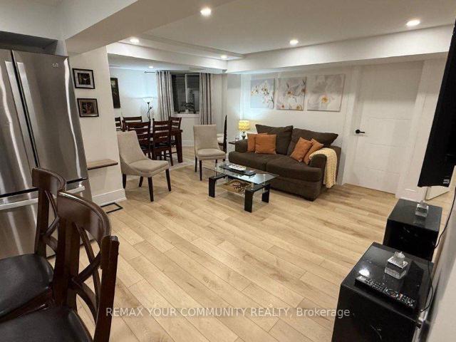 apartment at BASEMENT 204 MCCAFFREY ROAD, Newmarket, Ontario, L3X1J9