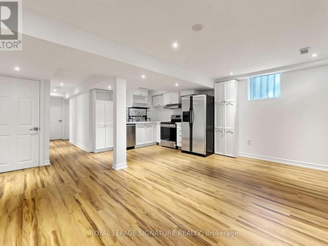 apartment at BASEMENT 218 PAXTON CRESCENT, Newmarket, Ontario, L3X2C4