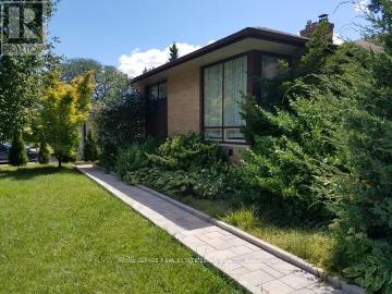 Apartment for rent in Peel, Ontario - Garden