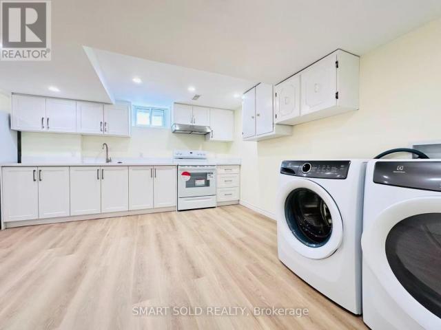 apartment at BASEMENT – 22 HEMINGWAY CRESCENT