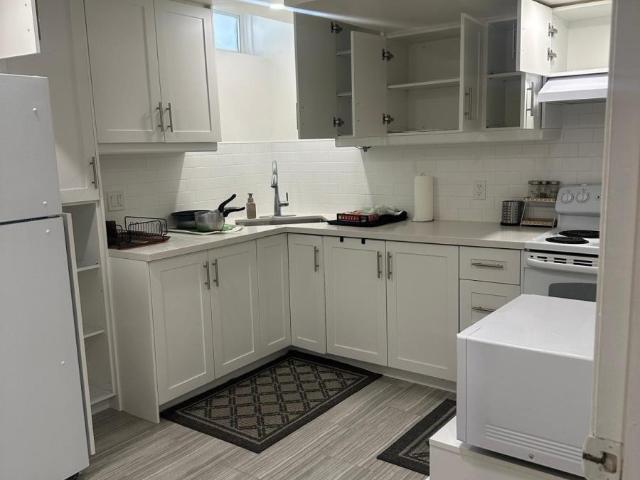 apartment at BASEMENT 354 OJIBWAY TRAIL, Mississauga, Ontario, L4Z3A2
