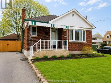 apartment at BASEMENT 459 COLBORNE STREET E, Oshawa, Ontario, L1G1N3
