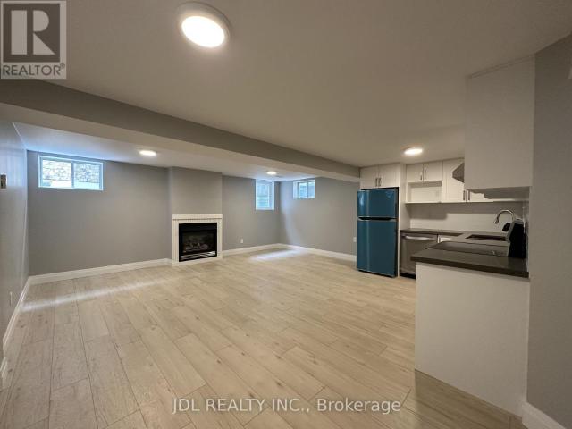 apartment at BASEMENT 46 MONIQUE CRESCENT N, Barrie, Ontario, L4M6Y3
