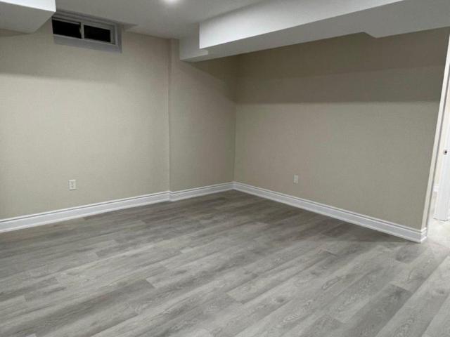 apartment at BASEMENT 5699 MARGARITA CRESCENT, Mississauga, Ontario, L5M6Y7