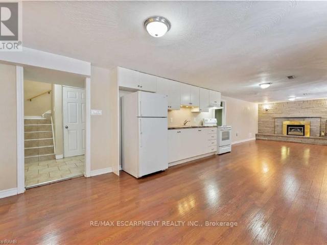 apartment at BASEMENT 864 UPPER OTTAWA STREET, Hamilton, Ontario, L8T3V5