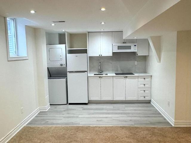apartment at BASEMENT 9 LEBOVIC DRIVE, Richmond Hill, Ontario, L4E5C1