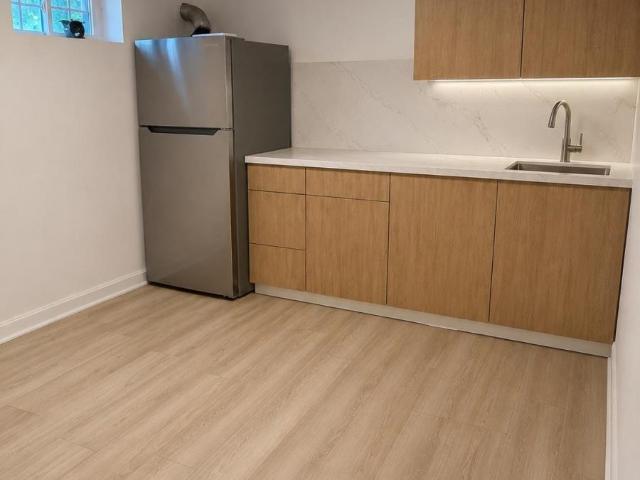 apartment at BASEMENT B 68 CHILD DRIVE, Aurora, Ontario, L4G1Y7