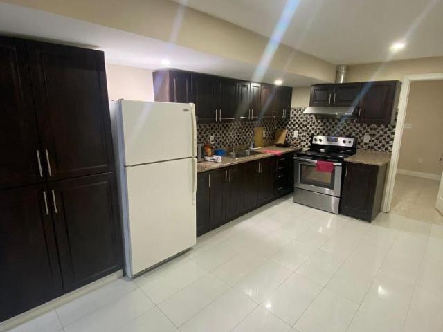 apartment at BASEMENT ROOM 7 BLACKSTONE RIVER DRIVE, Brampton, Ontario, L6R3V5