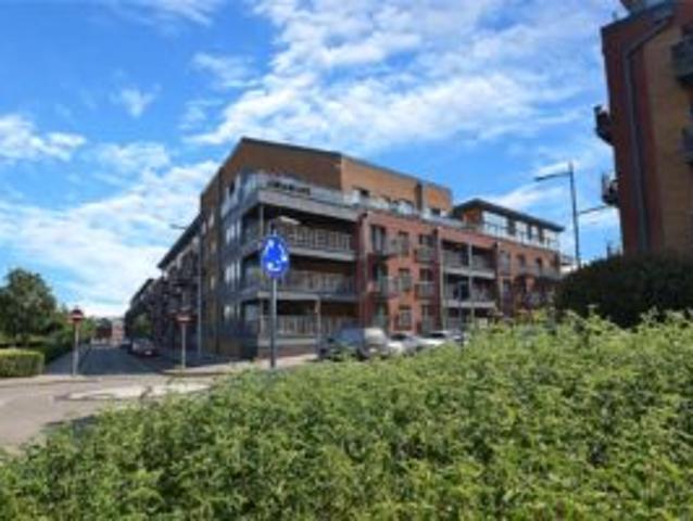 Apartment at Basin Road, Worcester