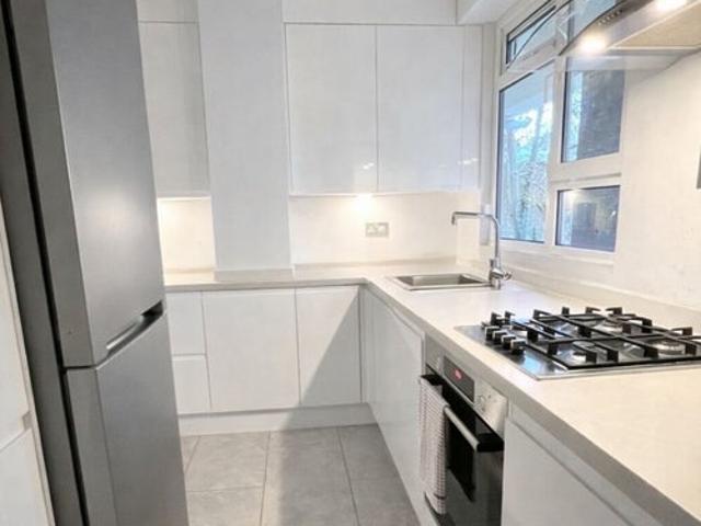 Apartment at Bethwin Road, Greater London